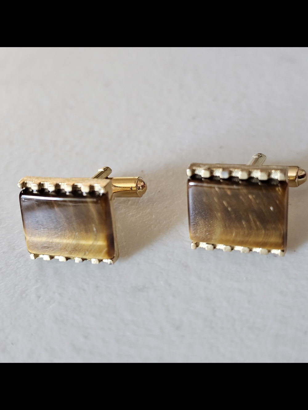 Vintage 1970s Men’s Tiger’s Eye Gold Tone Cufflinks Square Mid-Century